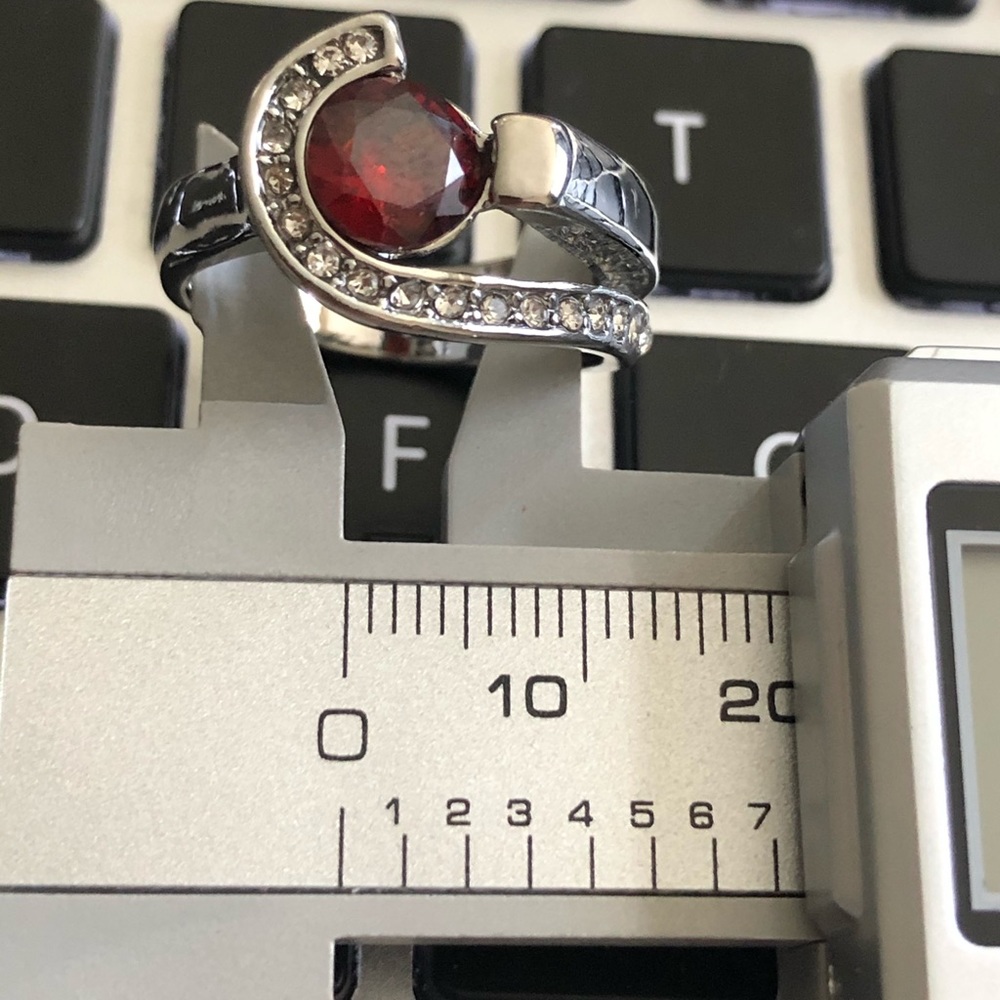 Ring - Picture 6 of 6